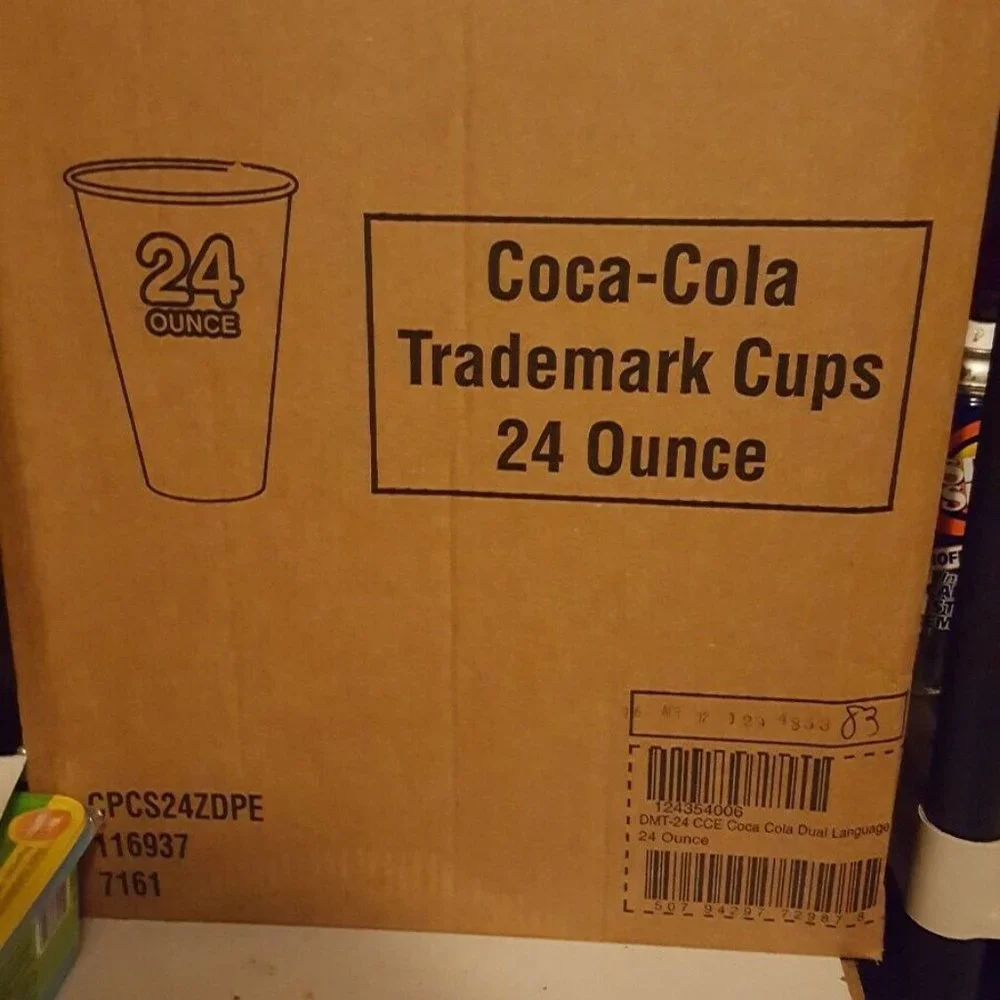 Lot of 40 total Coca-Cola 24 oz paper cups new model CCB24 original drinking cup